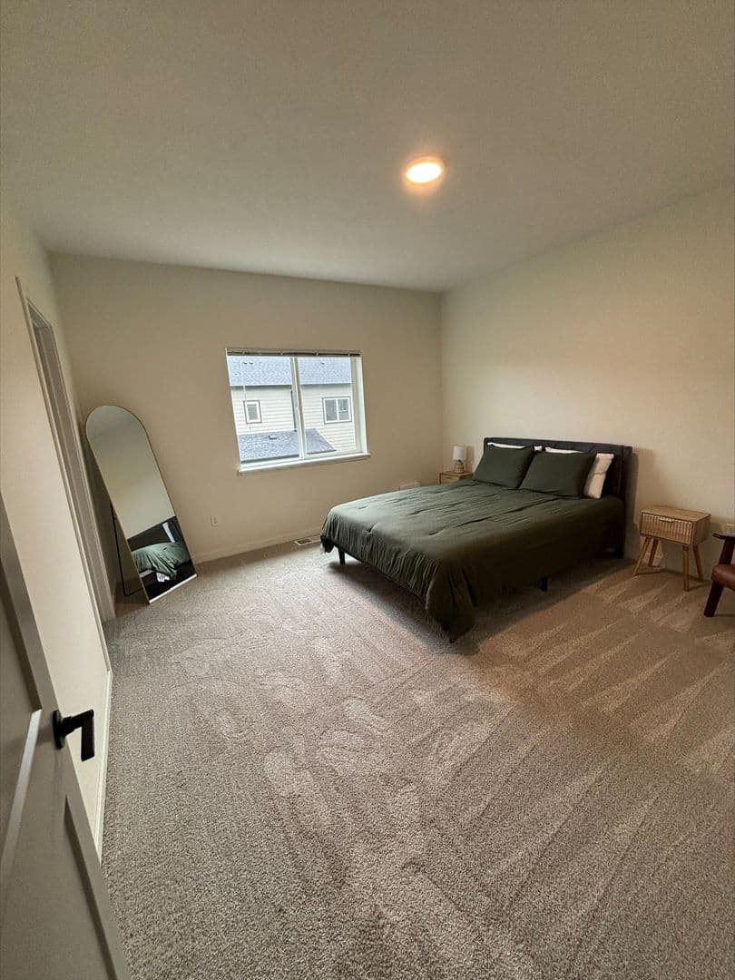 Spirit Lake Apartment: 2125 Royal Ave