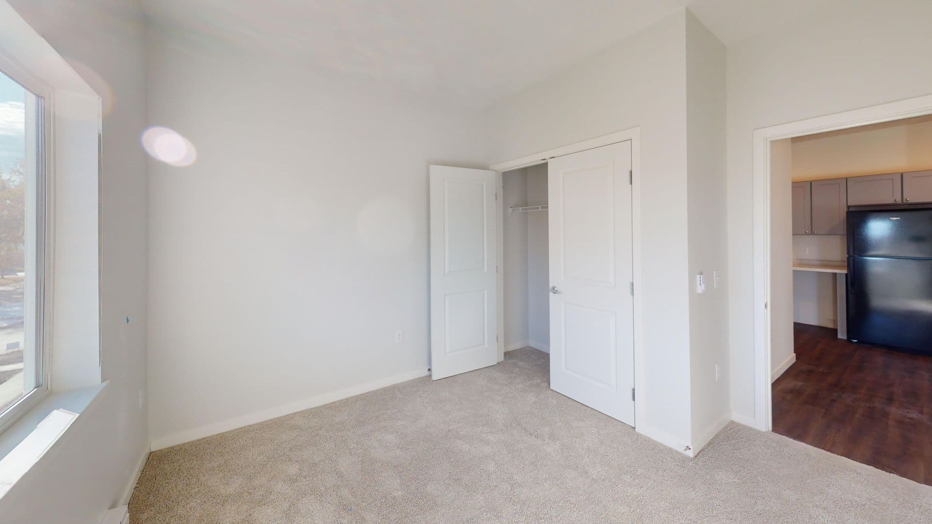 Le Mars Apartment: 427 4th Street NW