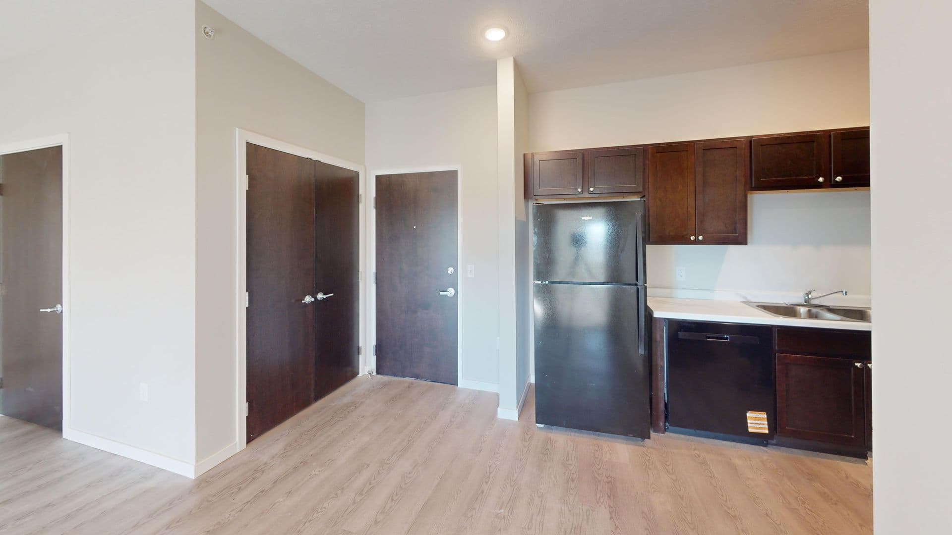 Cherokee Apartment: 942 Riverview Drive