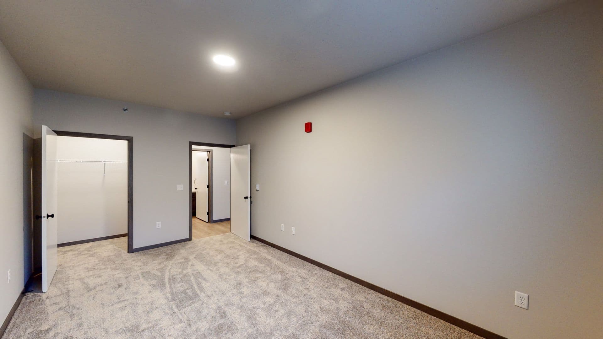 Fort Dodge Apartment: 2905 Dodger Dr.