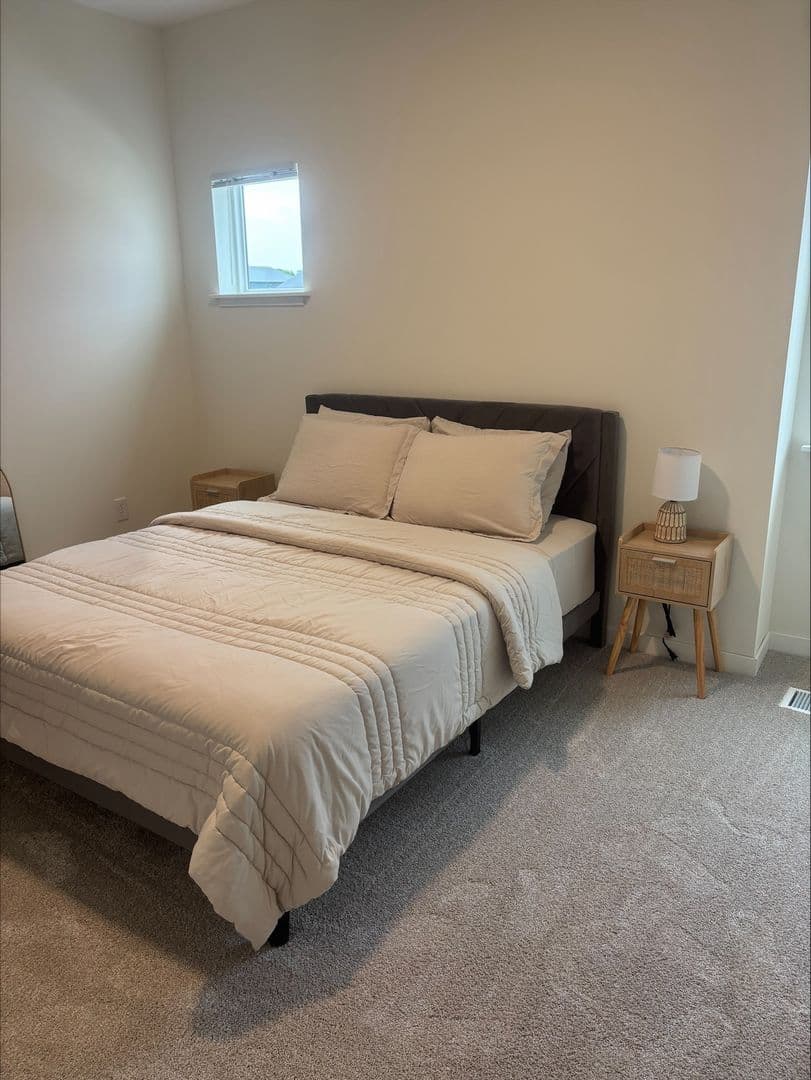 Spirit Lake Apartment: 2125 Royal Ave