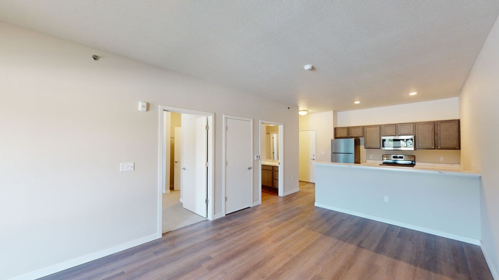 Marion Apartment: 648 Marion Boulevard