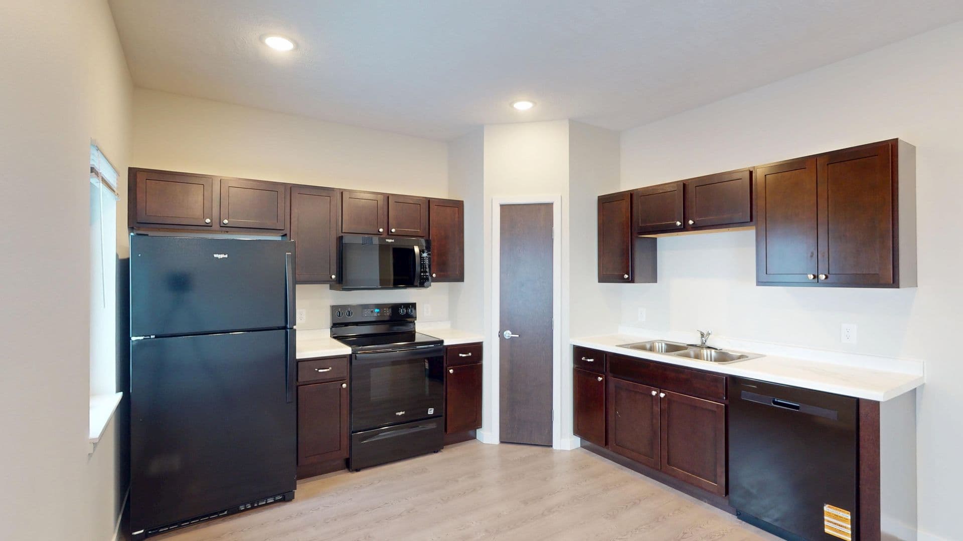 Cherokee Apartment: 942 Riverview Drive