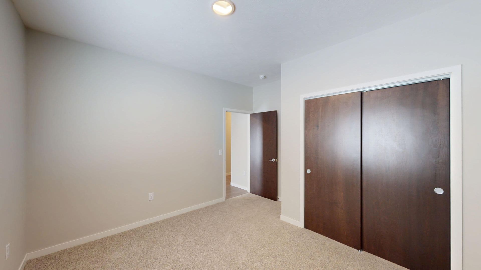 Cherokee Apartment: 942 Riverview Drive
