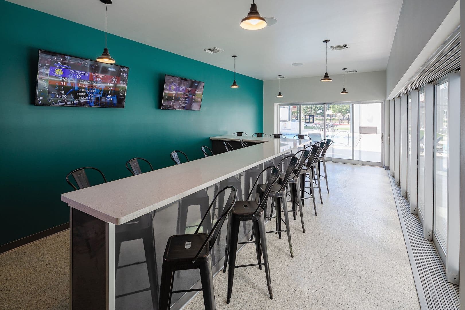 Vermillion Apartment: 1000 N Dakota St.
