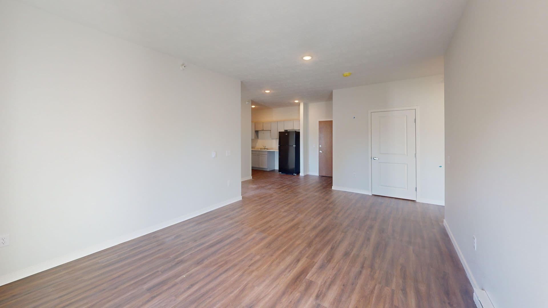 Le Mars Apartment: 427 4th Street NW