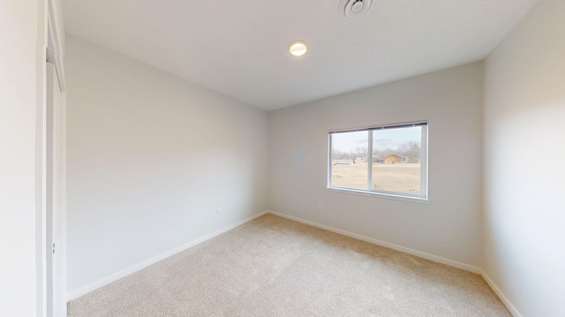 Le Mars Apartment: 427 4th Street NW