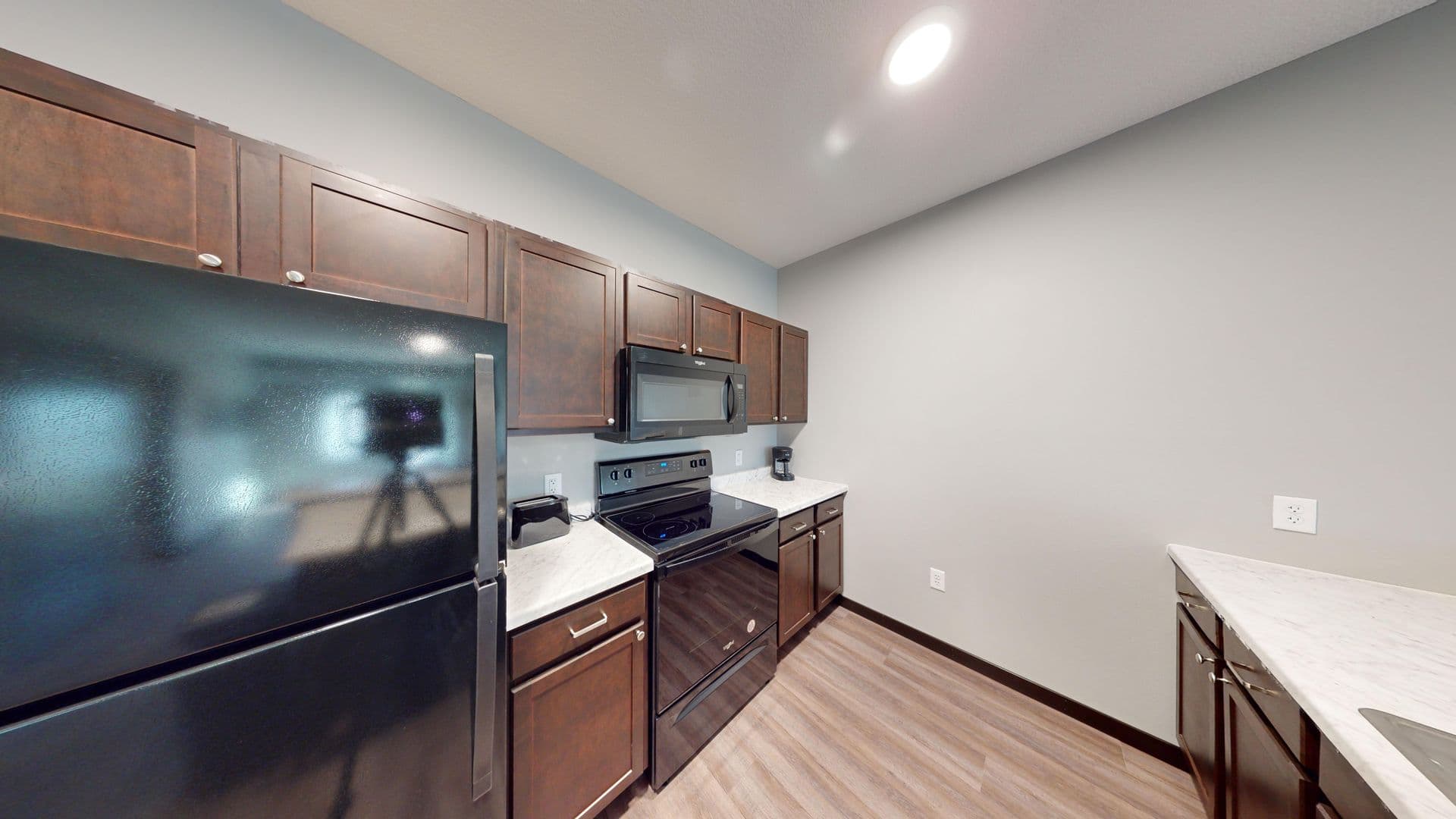 Mason City Apartment: 100 4th St. SW