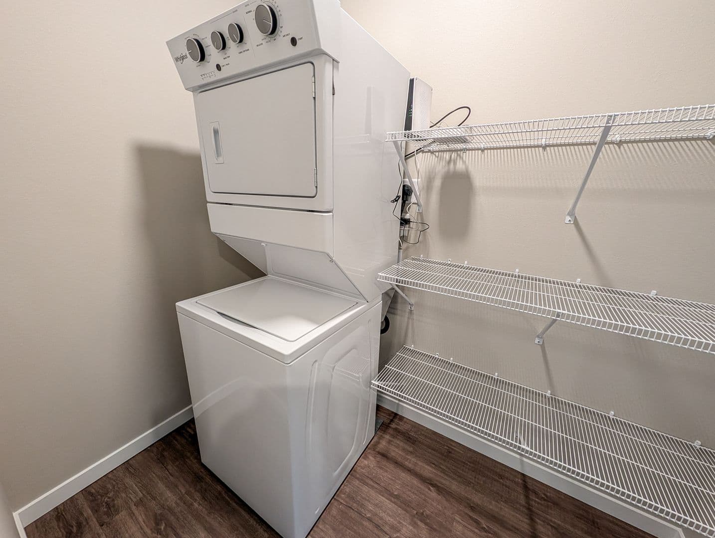 Spencer Apartment: 410 8th Street SE