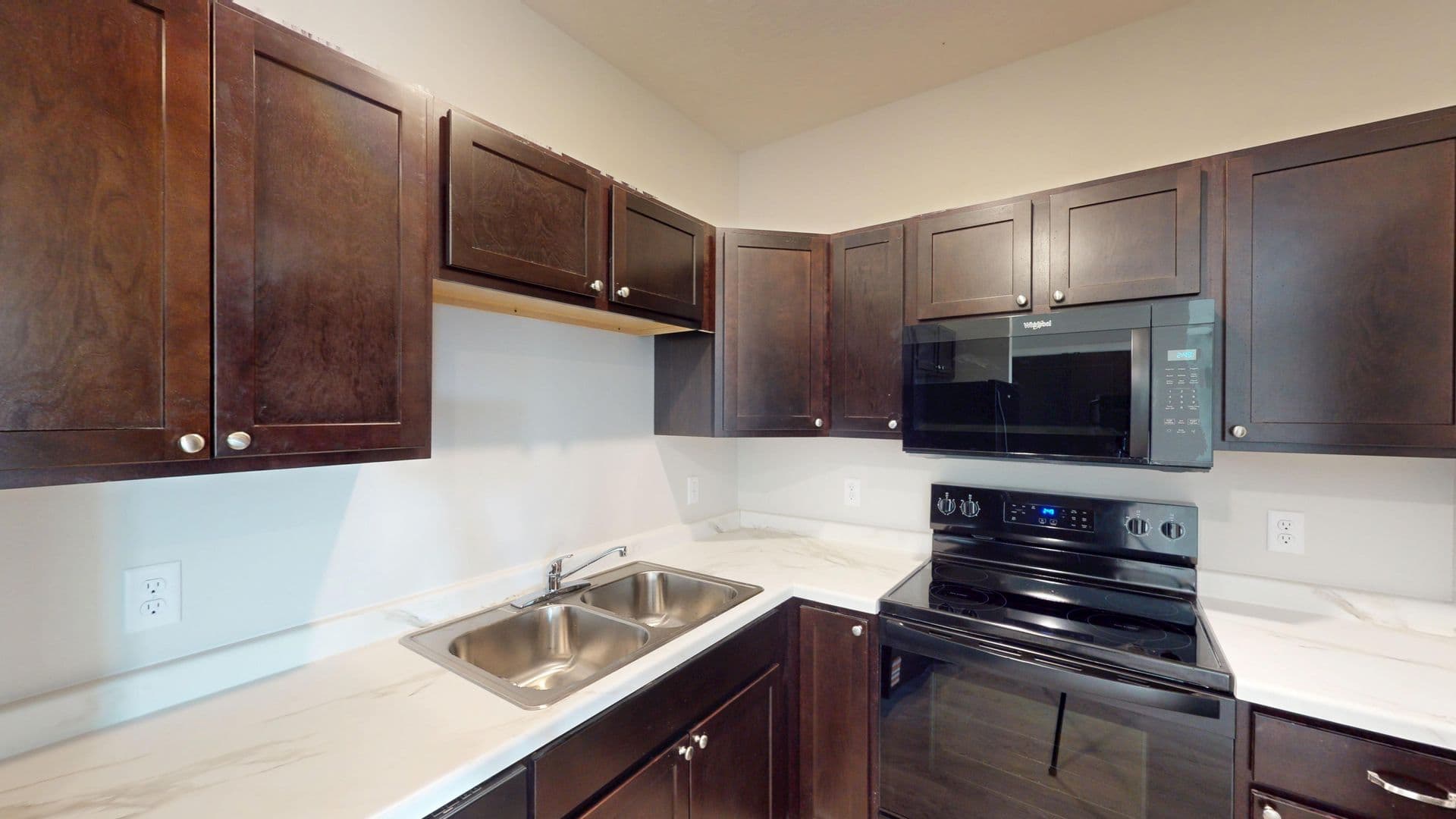 Cherokee Apartment: 942 Riverview Drive