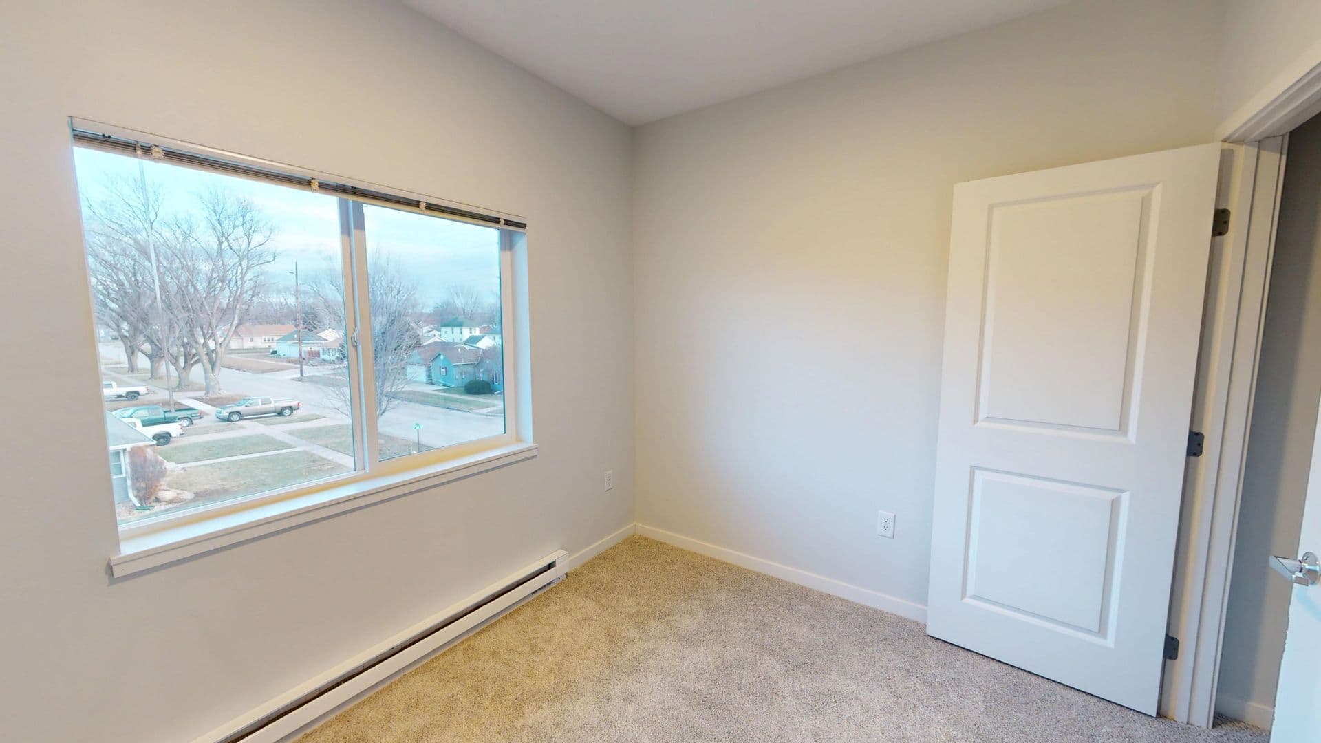 Le Mars Apartment: 427 4th Street NW