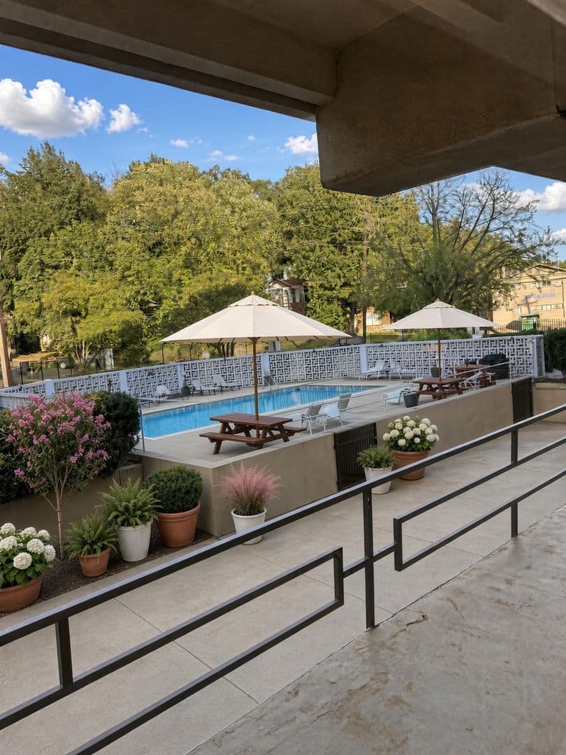 Memphis Apartment: 775 Melrose Street