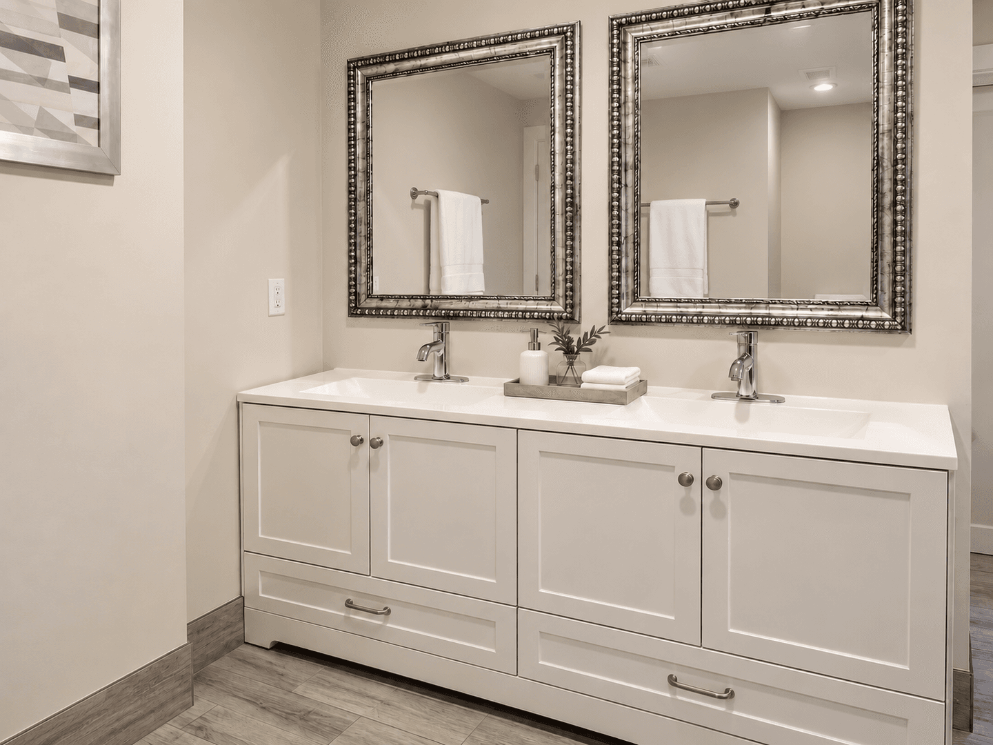 Memphis Apartment: 775 Melrose Street