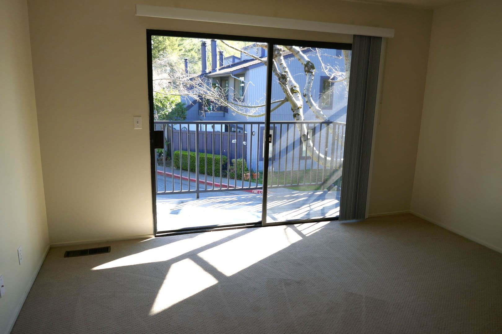 Fairfax Townhome: 73 Mitchell Drive