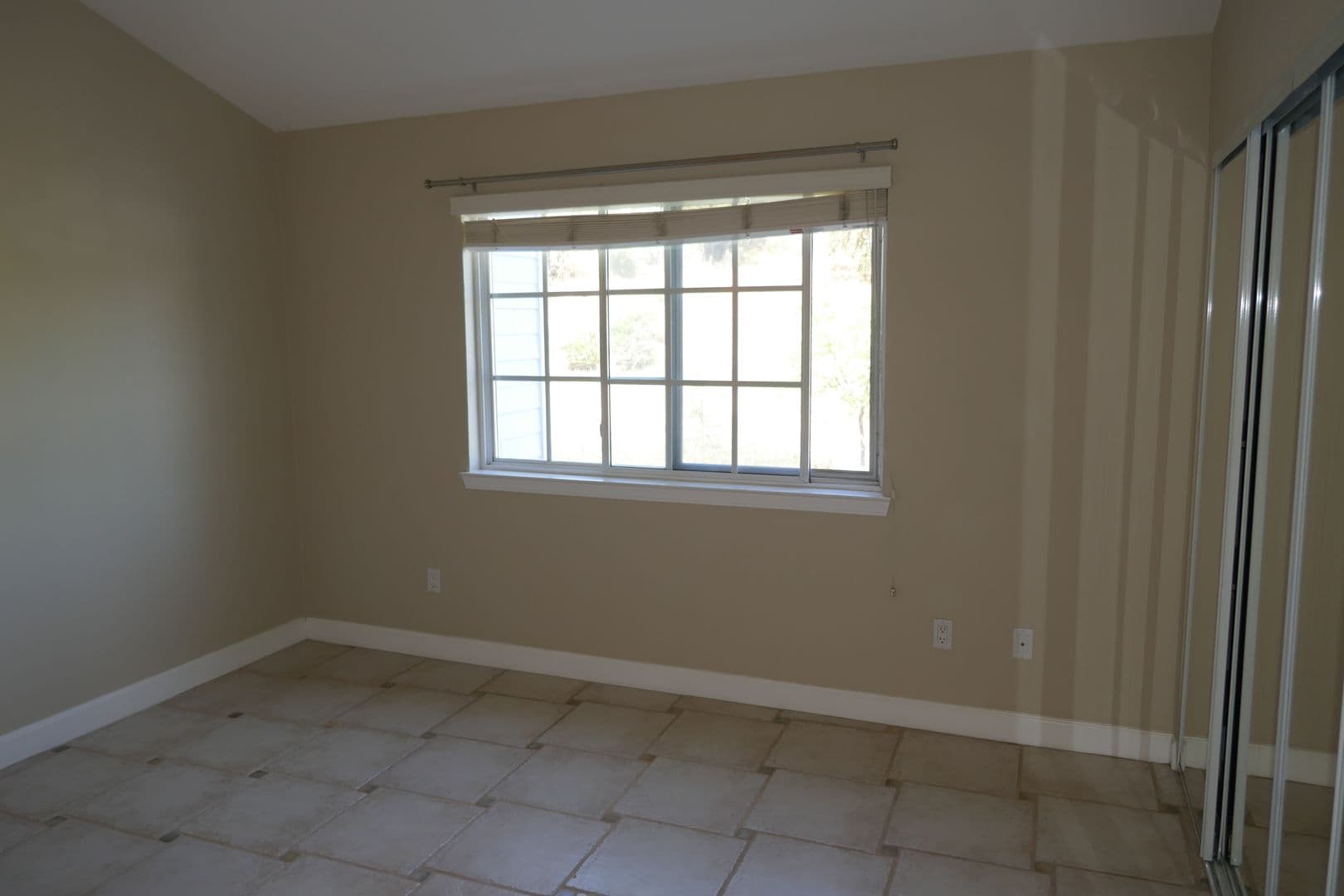 San Rafael Condo: 17 Mariners Circle