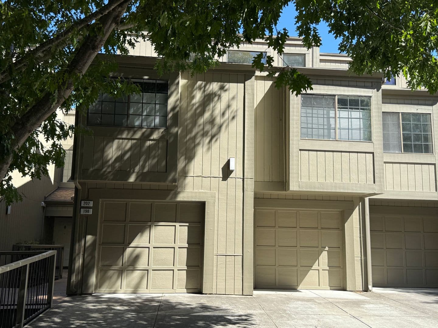 Novato Condo: 202 Pelican Ln