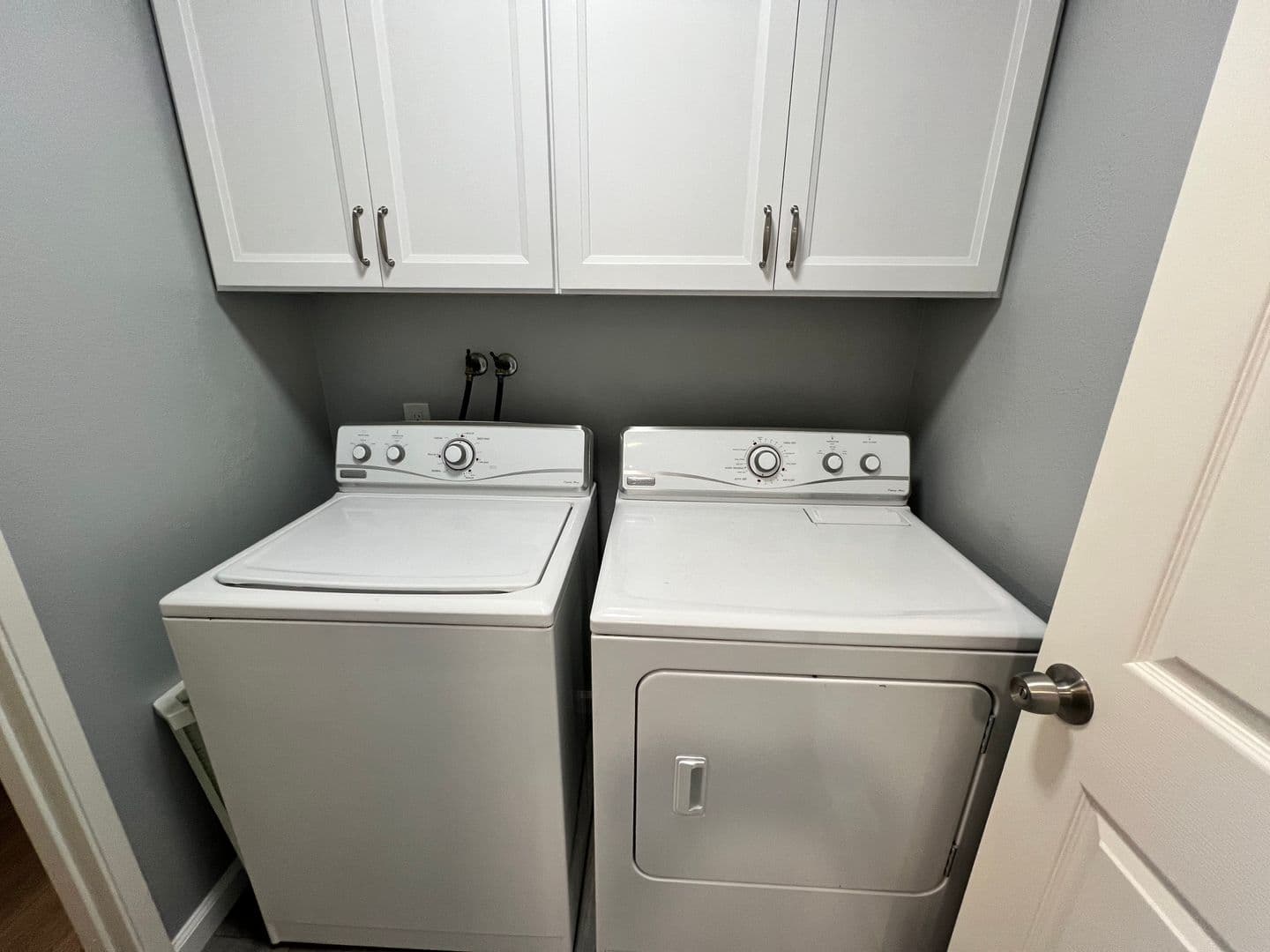 Novato Townhome: 17 Columbine Ln