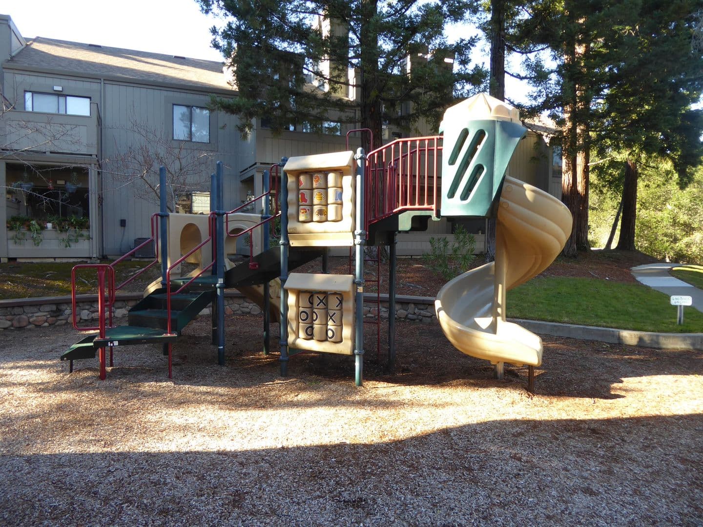 Novato Condo: 202 Pelican Ln