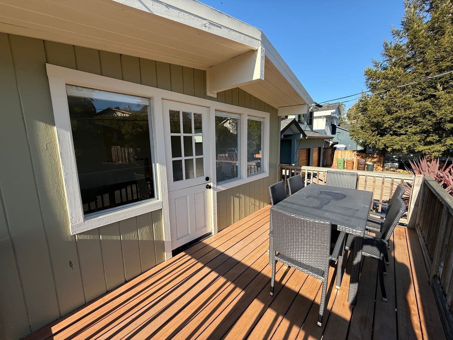 Corte Madera House: 21 Palm Avenue