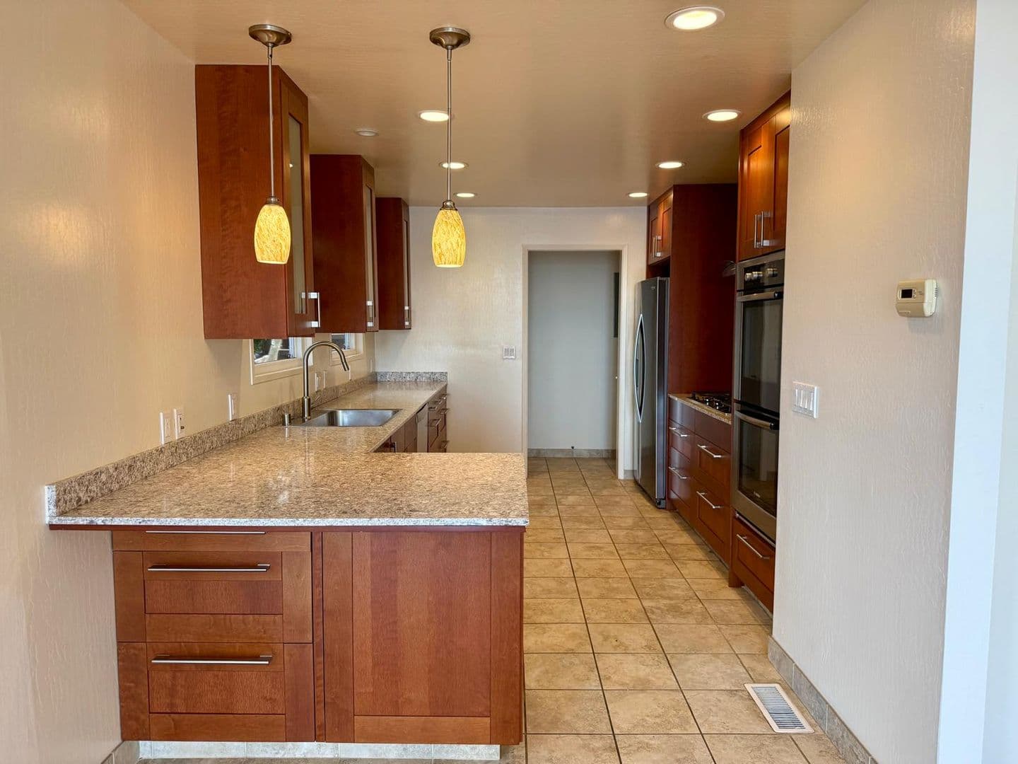 Sausalito Apartment: 215 & 217 Hi Vista Road