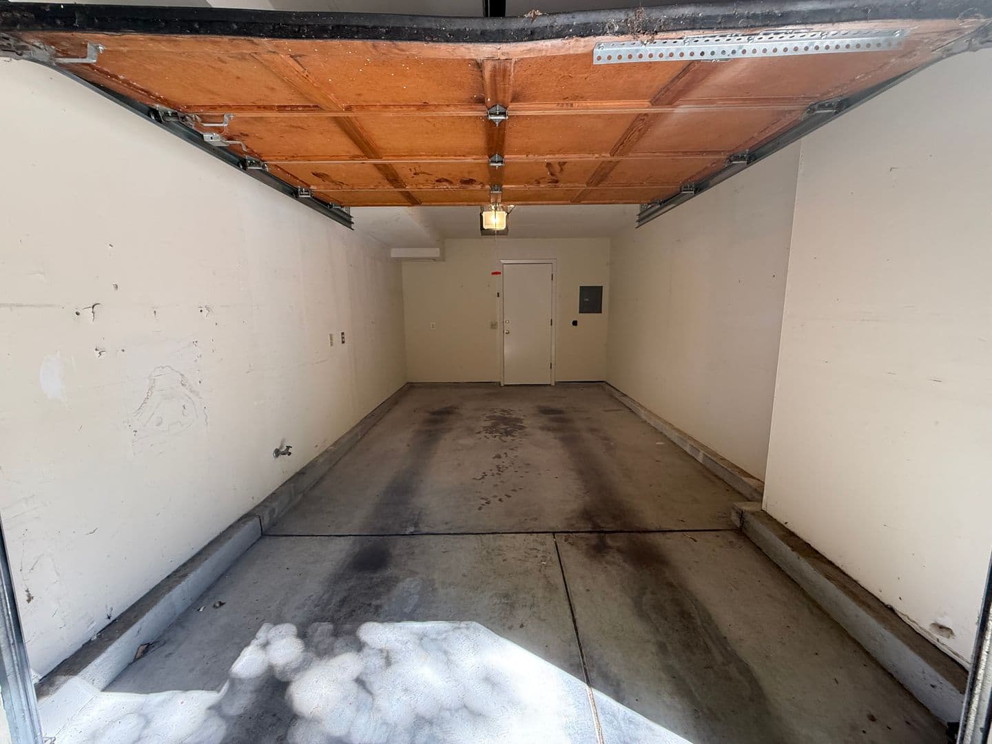 Novato Condo: 202 Pelican Ln