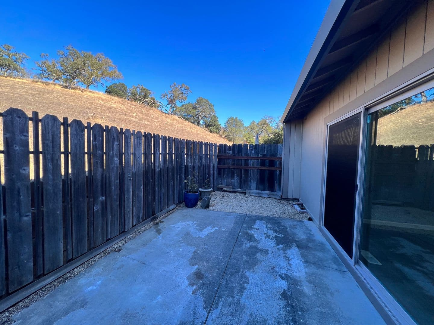 Novato Townhome: 17 Columbine Ln