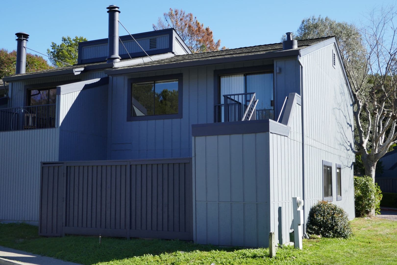 Fairfax Townhome: 73 Mitchell Drive