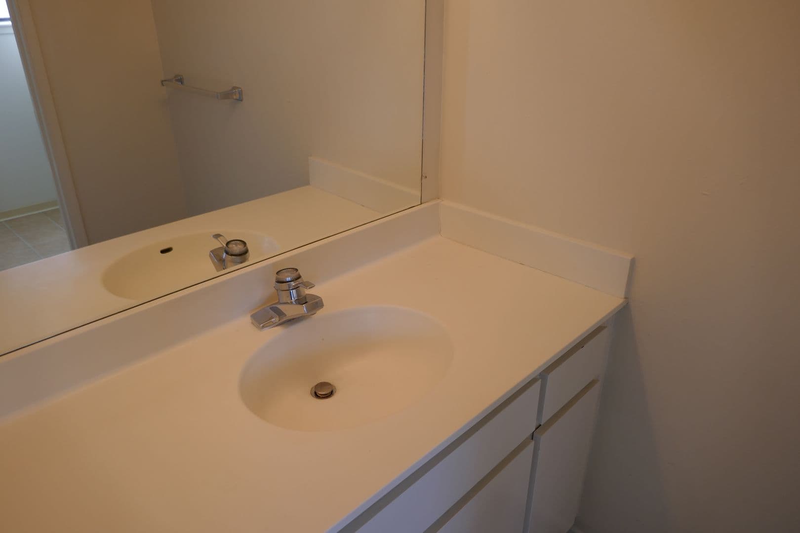 Fairfax Townhome: 73 Mitchell Drive