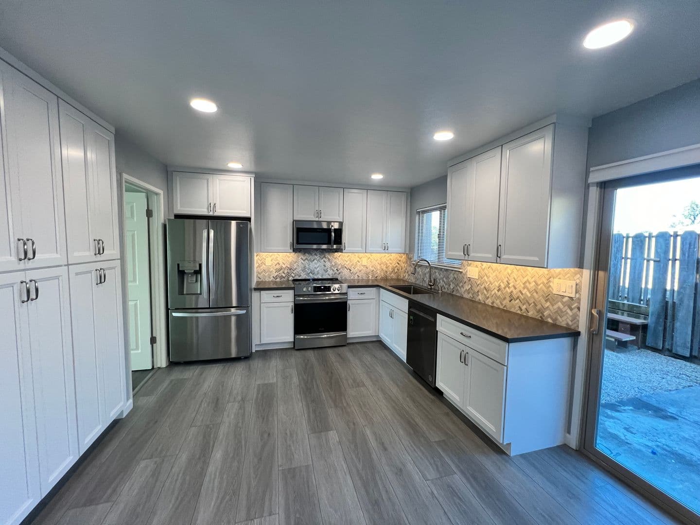 Novato Townhome: 17 Columbine Ln