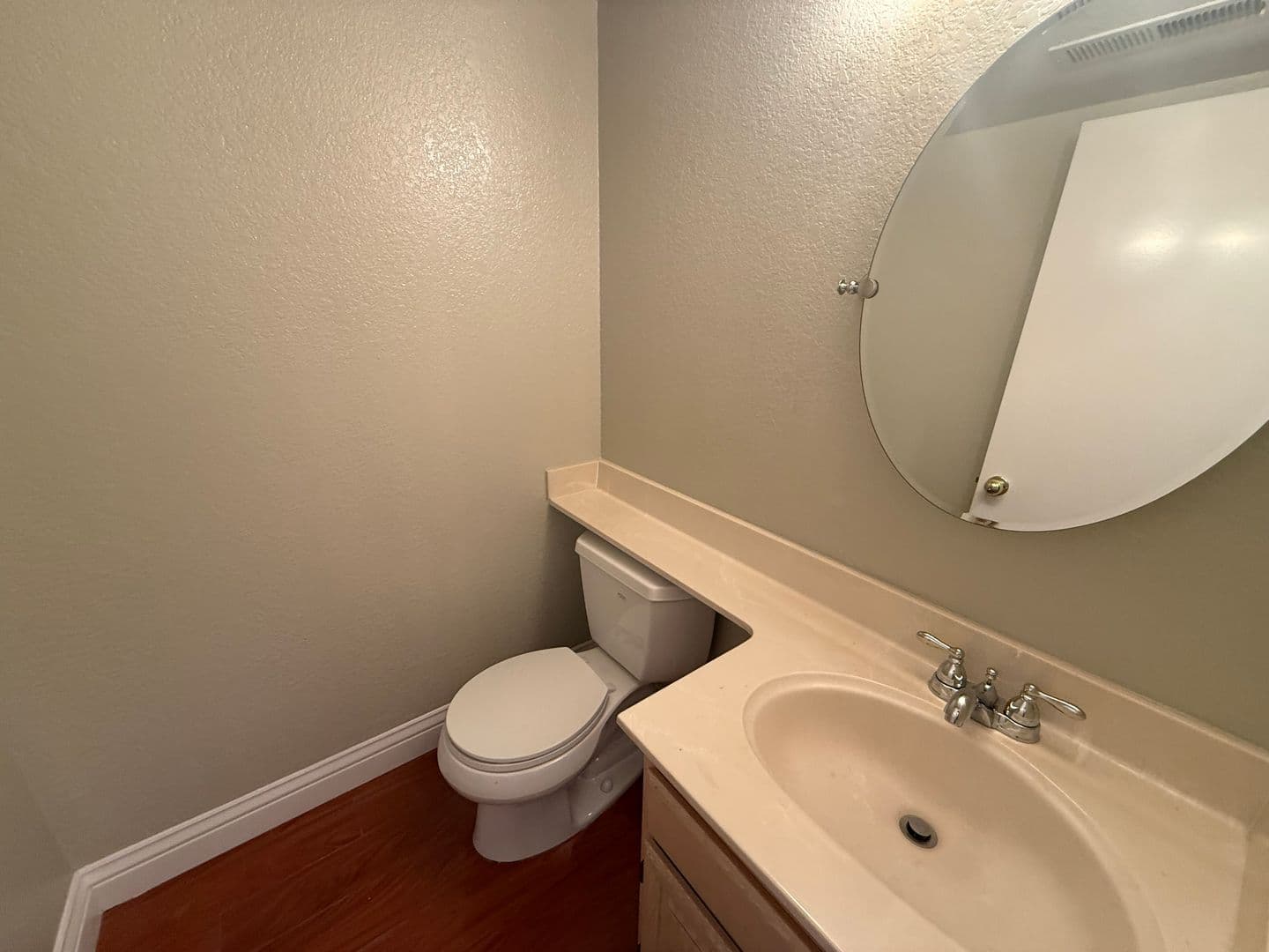 Novato Condo: 202 Pelican Ln