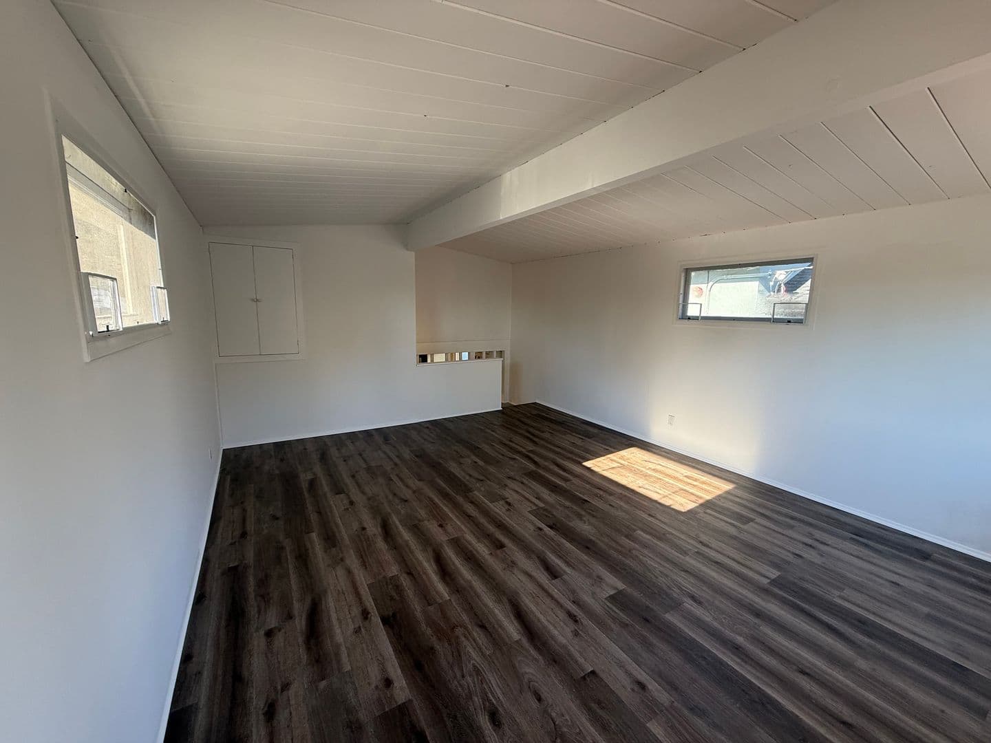 Corte Madera House: 21 Palm Avenue