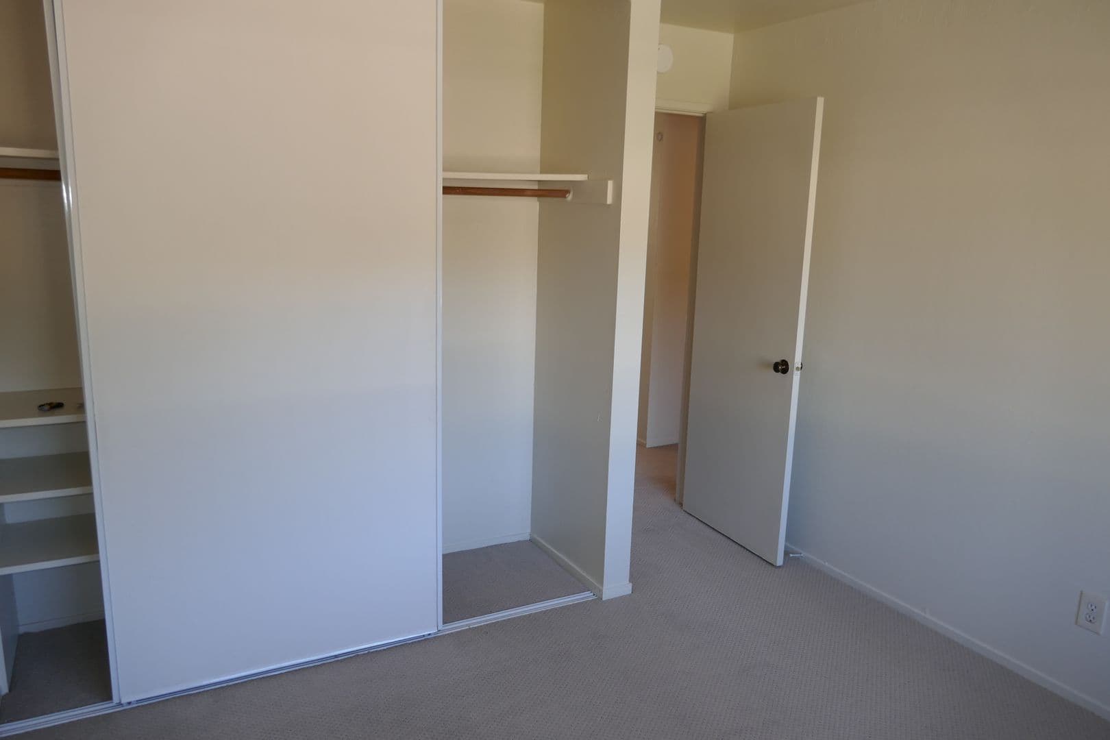 Fairfax Townhome: 73 Mitchell Drive