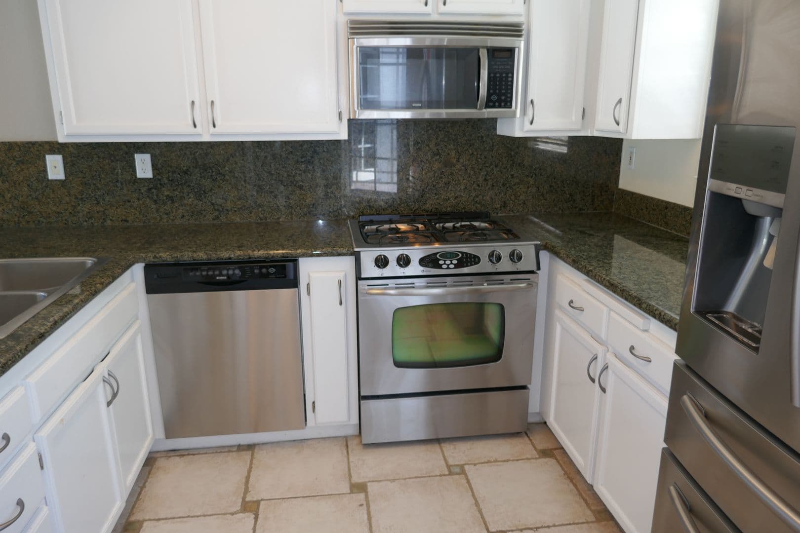 San Rafael Condo: 17 Mariners Circle