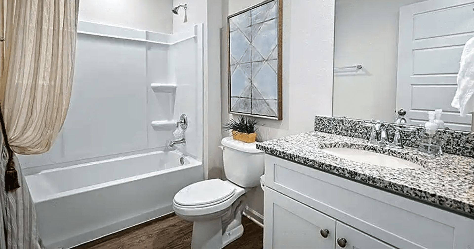 Ocean Springs Apartment: 8001 Westwood Circle