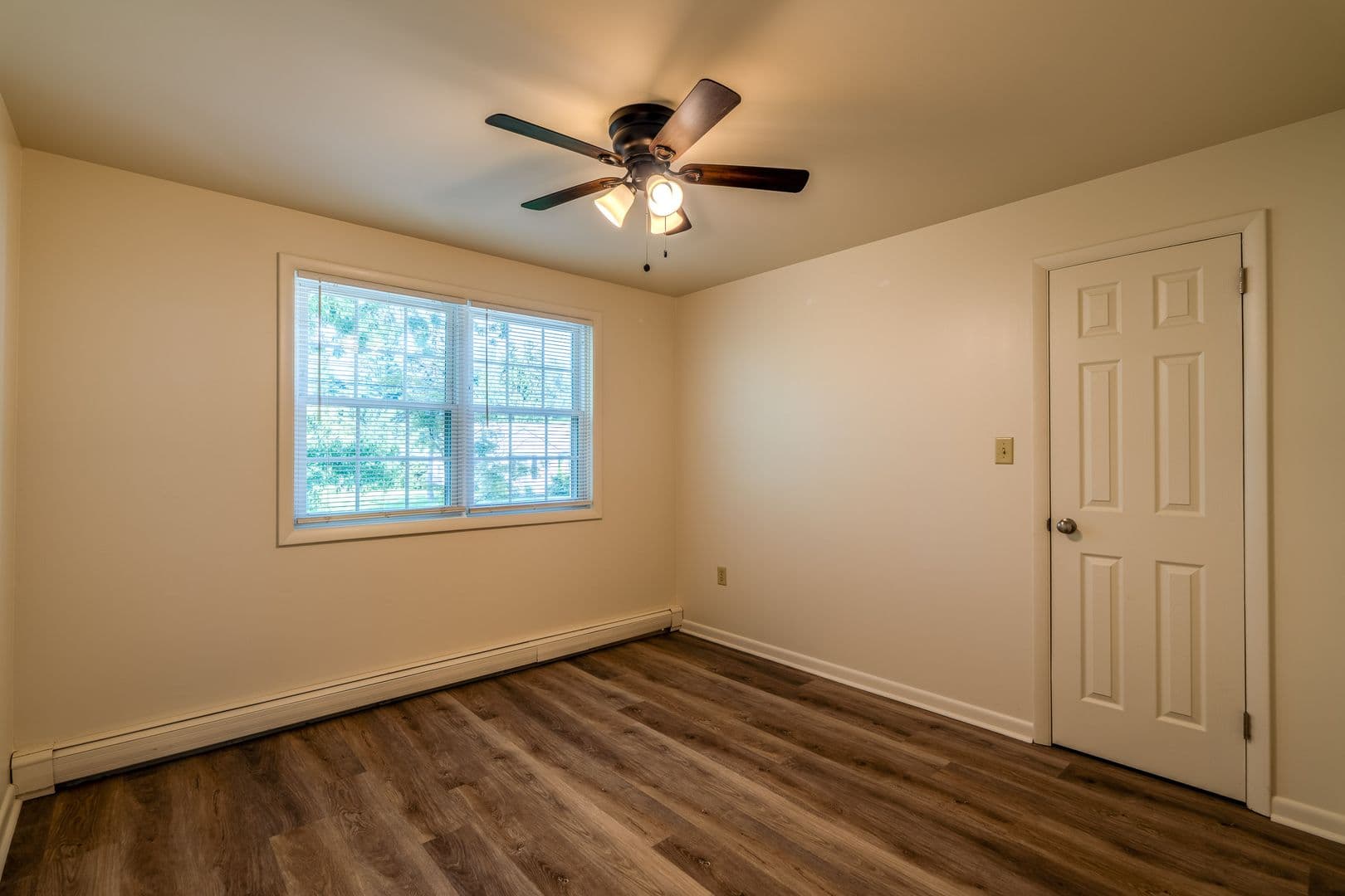 Lancaster Apartment: 20 Echo Valley Lane