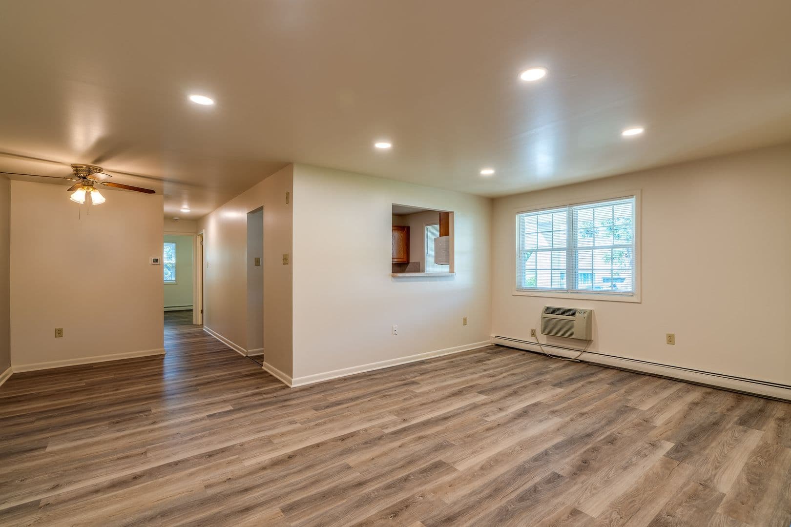 Lancaster Apartment: 20 Echo Valley Lane