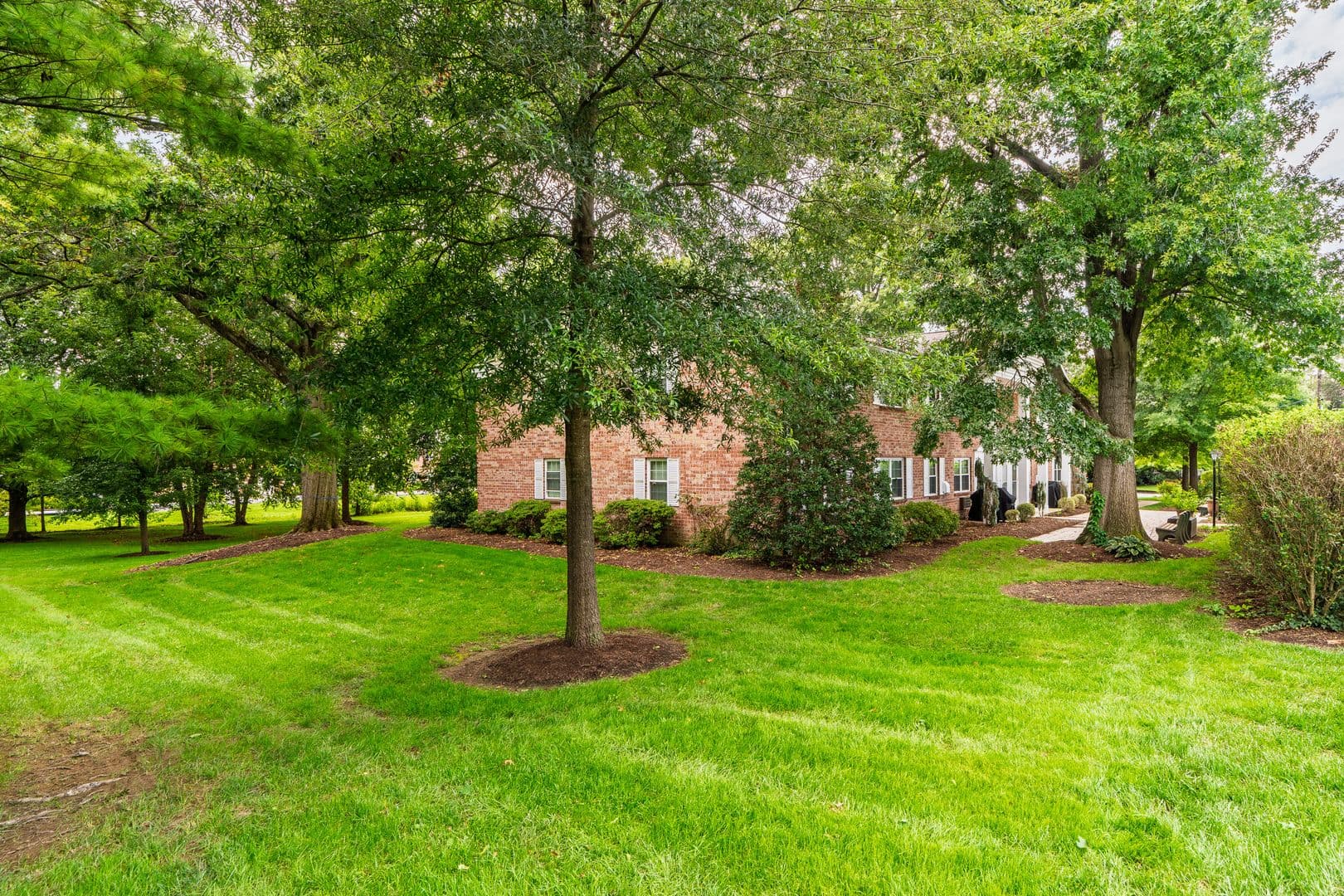 Lancaster Apartment: 20 Echo Valley Lane