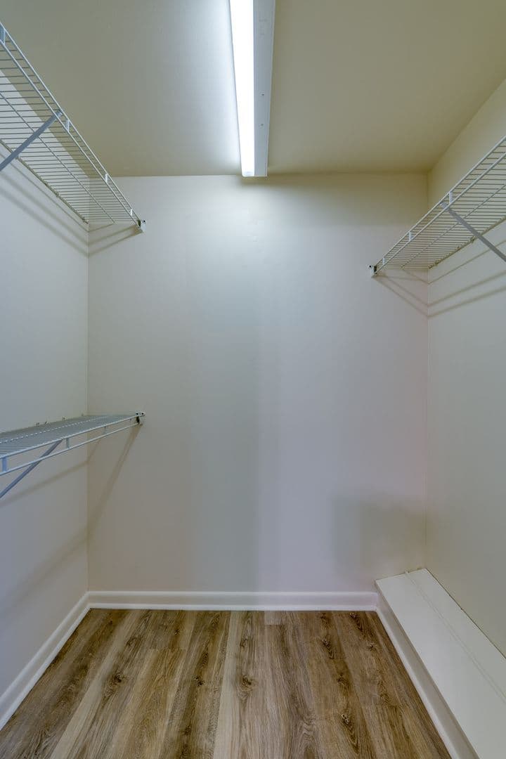 Lancaster Apartment: 20 Echo Valley Lane