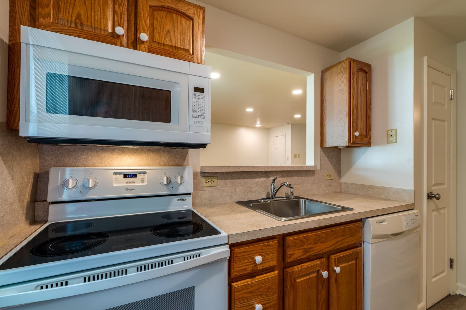 Lancaster Apartment: 20 Echo Valley Lane