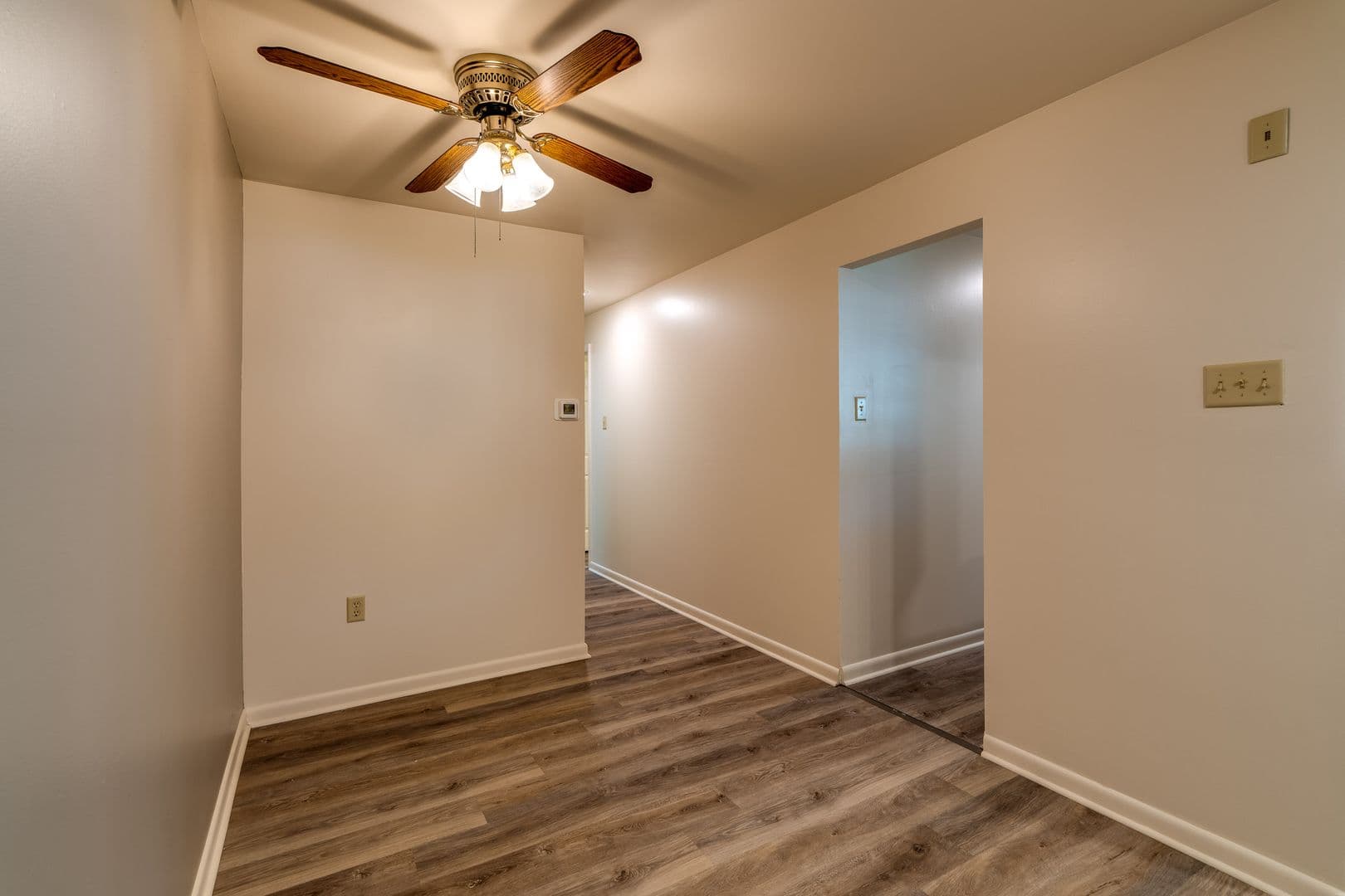 Lancaster Apartment: 20 Echo Valley Lane