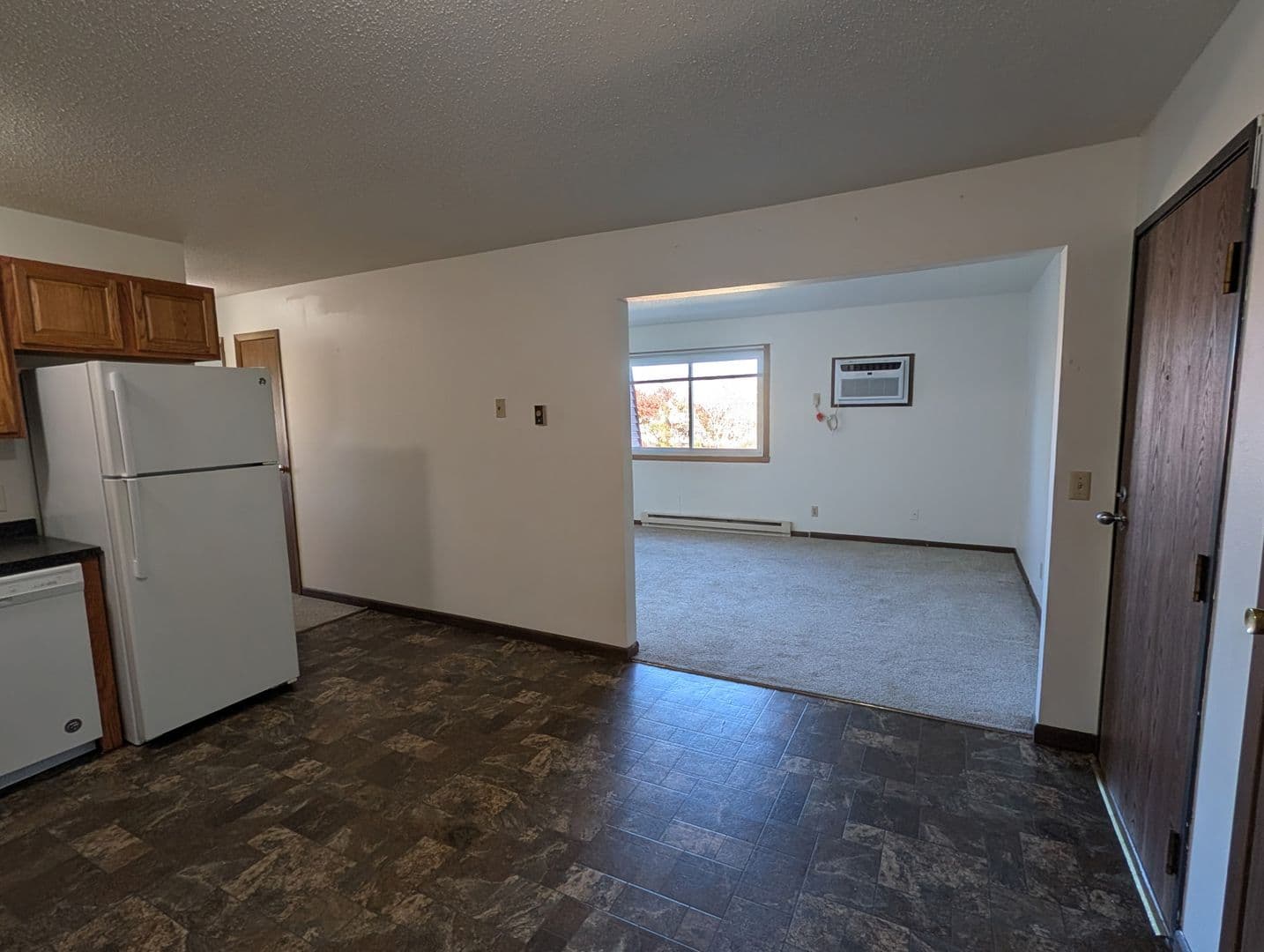 Bemidji Apartment: 2835 Pine Ridge Ave
