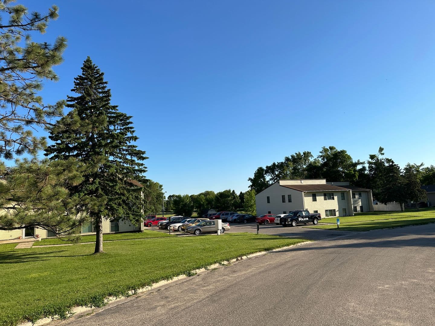 Lisbon Apartment: 107 Brown Ave