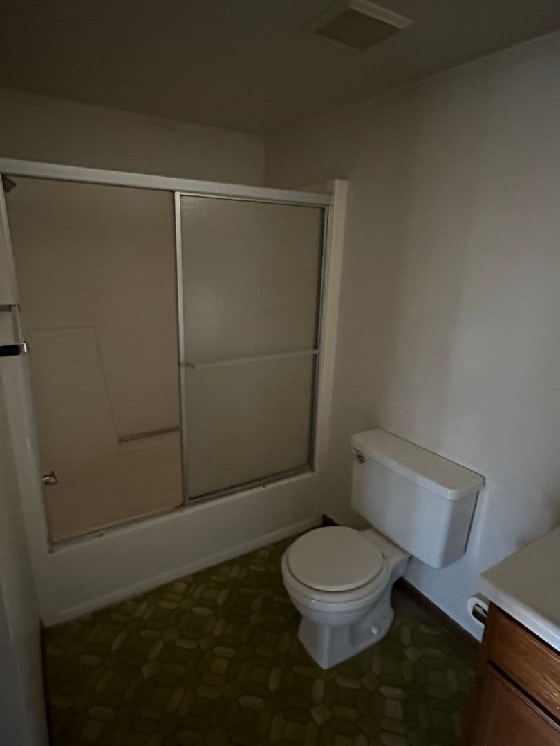 Bemidji Apartment: 1011 Washington Ave S