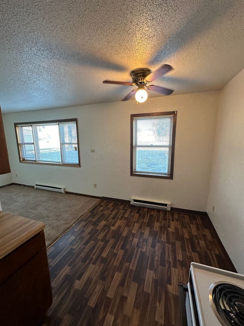 Lisbon Apartment: 107 Brown Ave