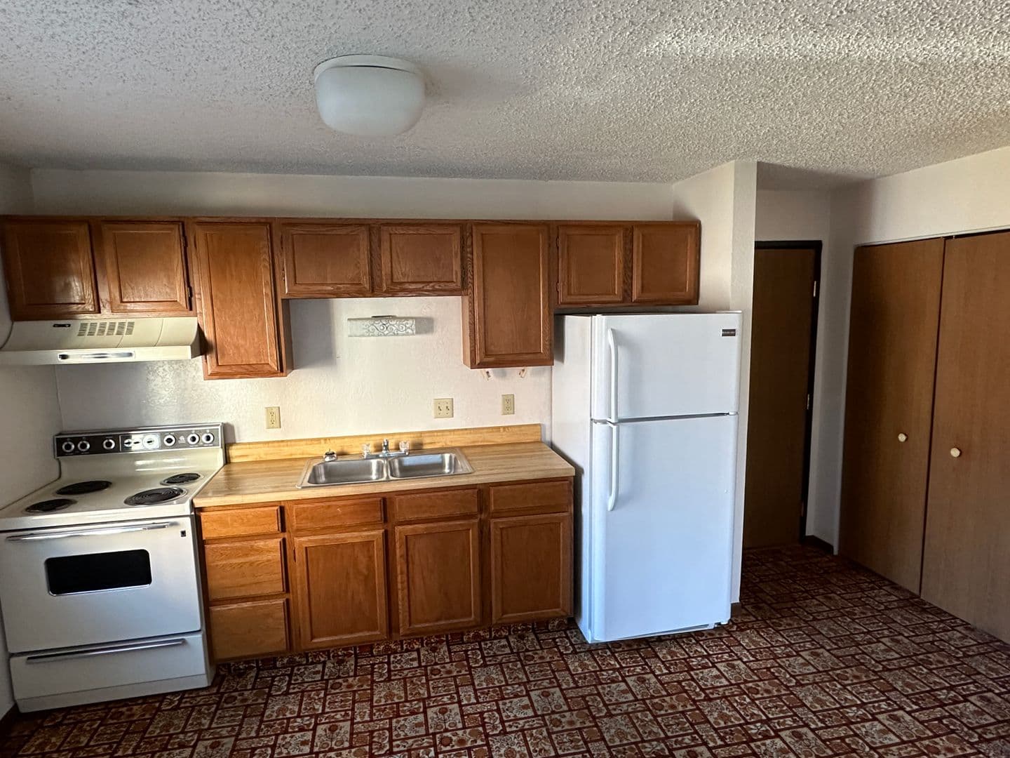 Bemidji Apartment: 1011 Washington Ave S