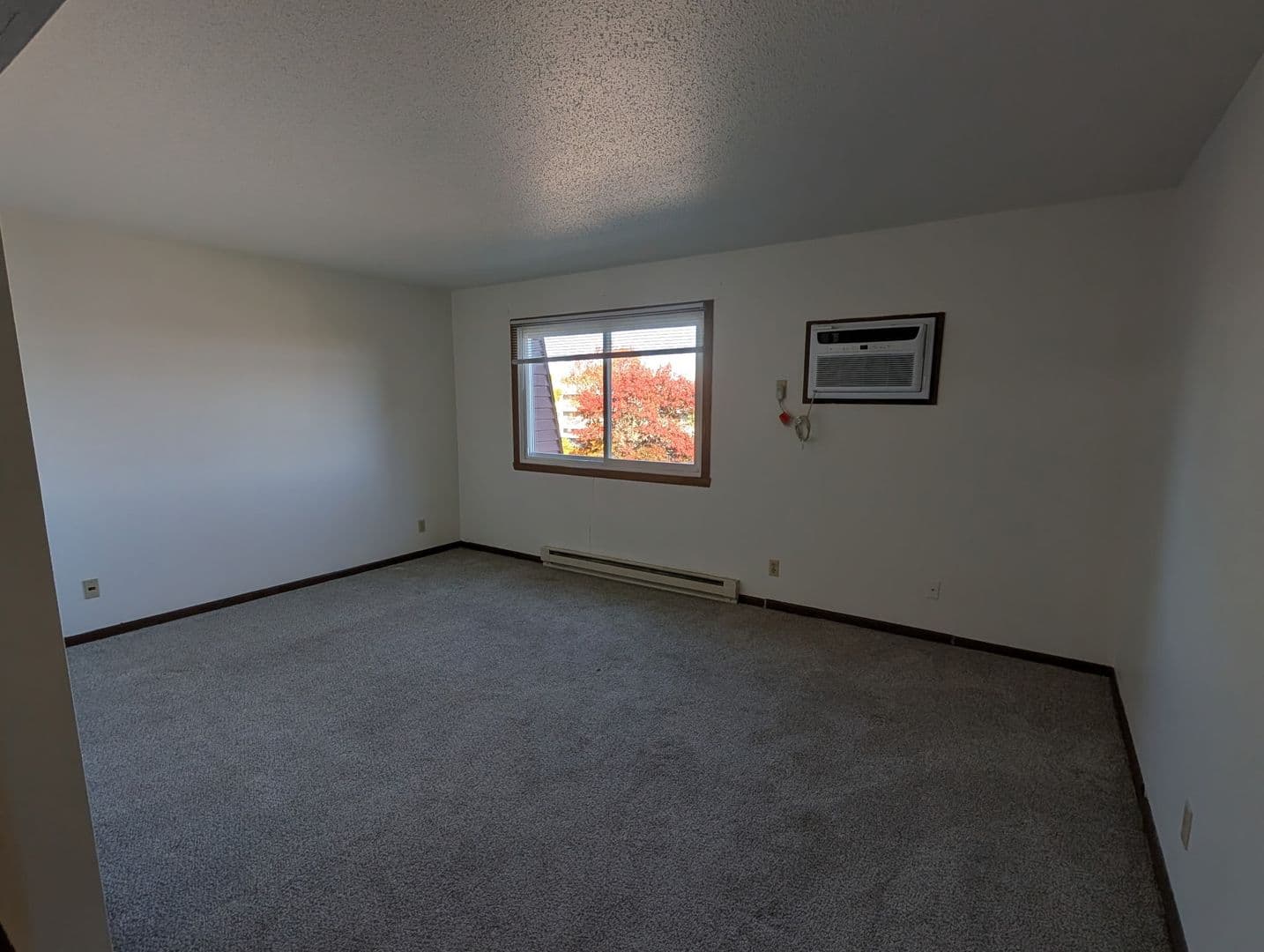 Bemidji Apartment: 2835 Pine Ridge Ave