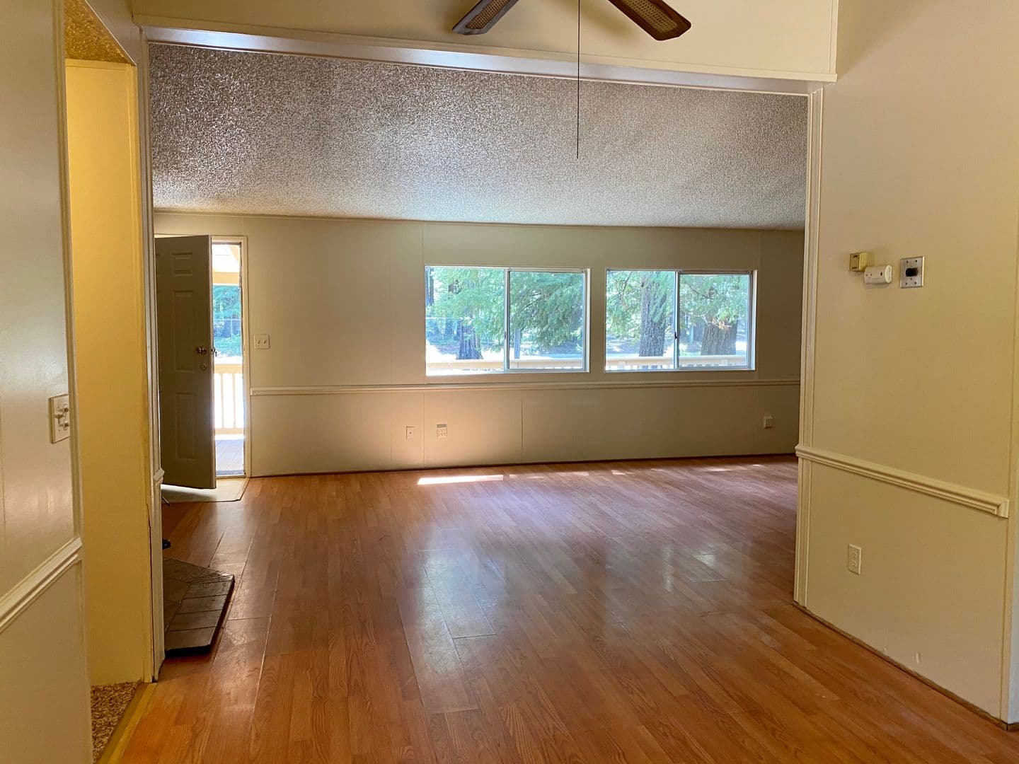Shingletown House: 35296 Bethany Way