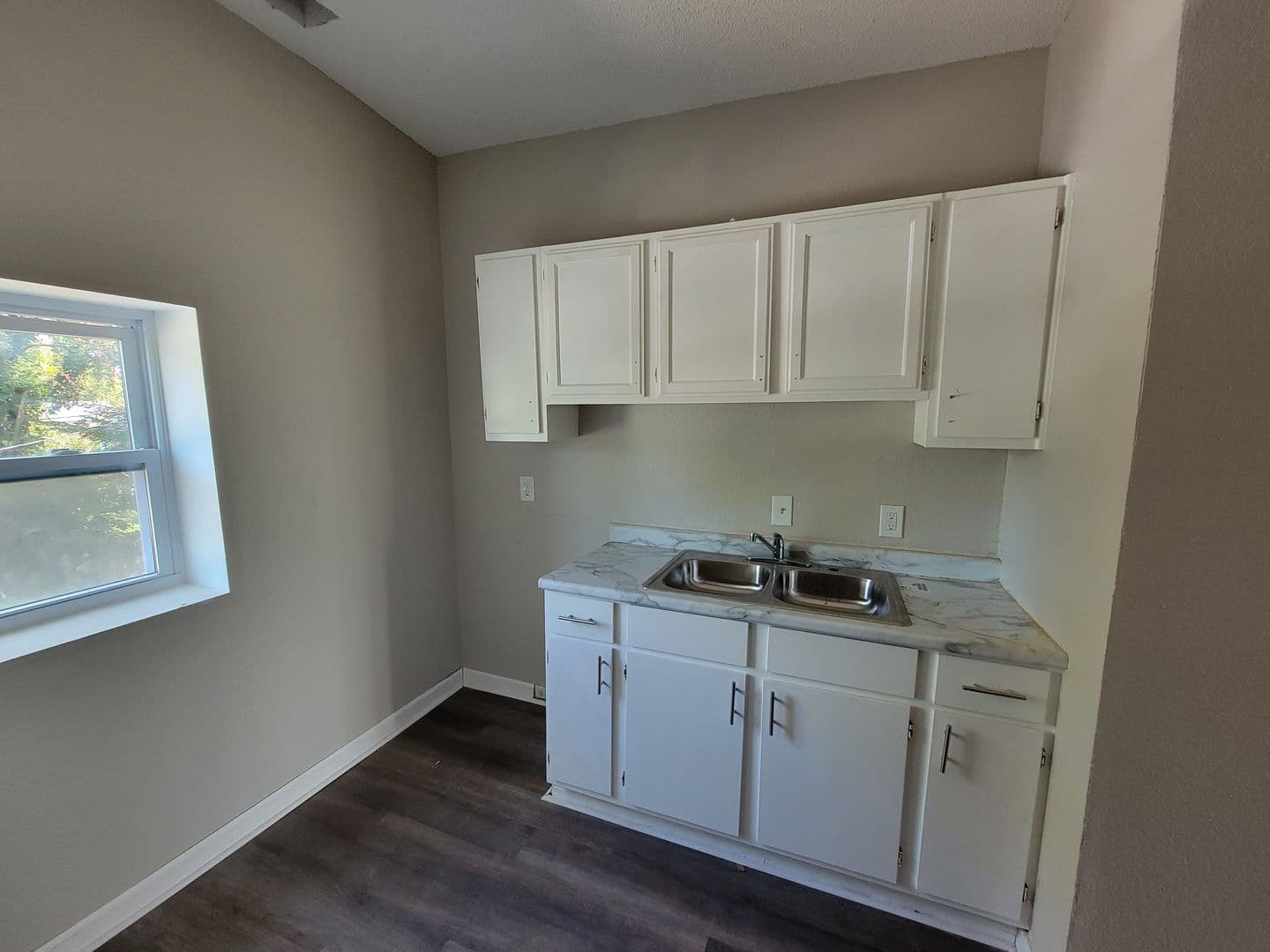 Kansas City Apartment: 901-907 Benton Blvd