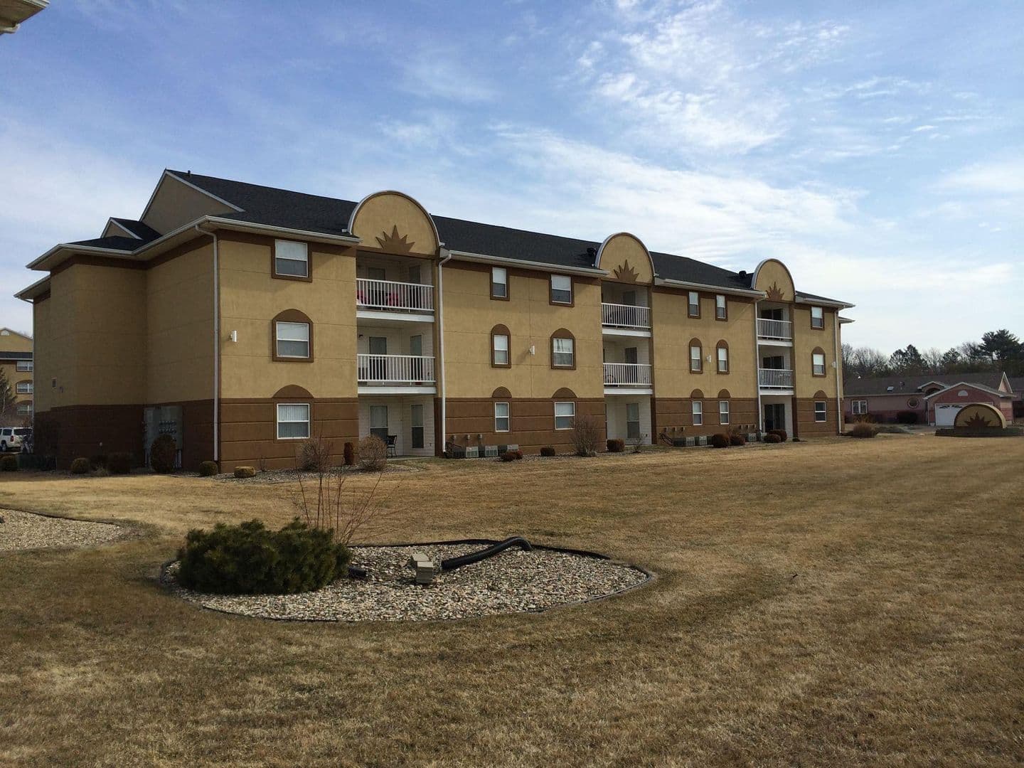 Cedar Falls Apartment: 1815  West 18th St