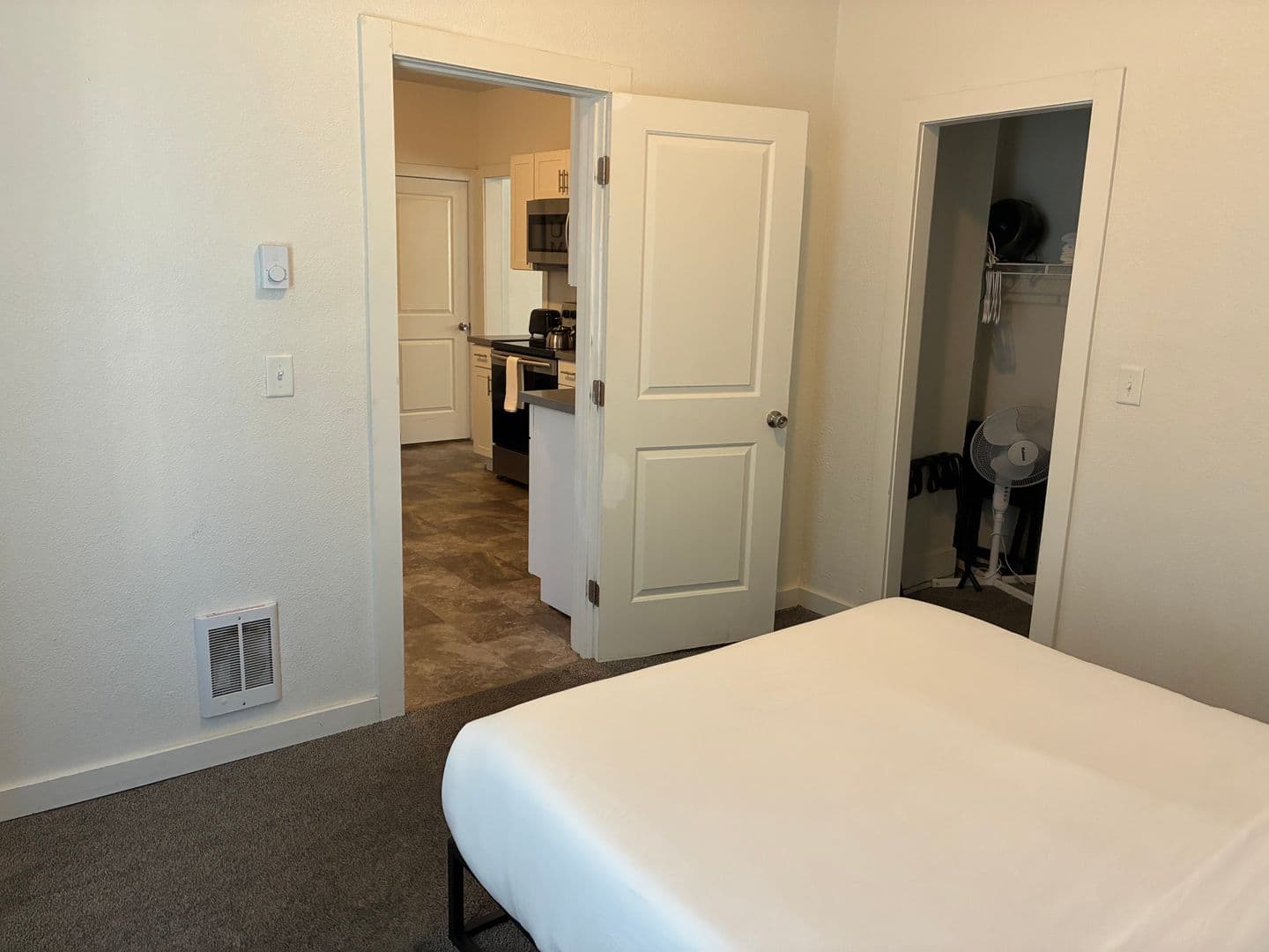 Spokane Apartment: 1112 N Walnut